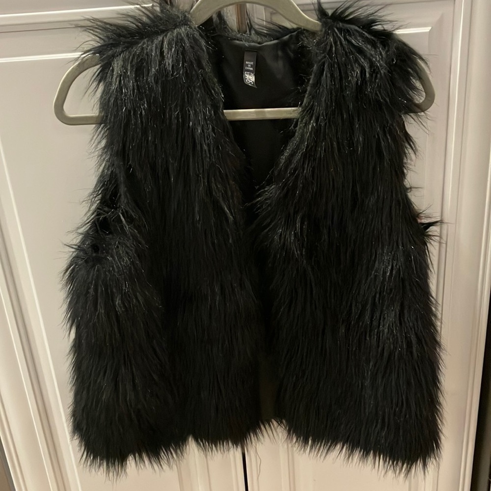 Black Fuzzy Vest